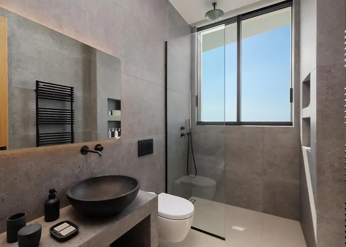Thinalo Villa *