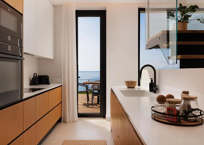 Thinalo Villa *